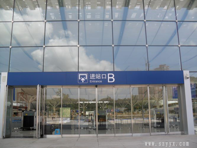 有框玻璃香蕉视频黄网站