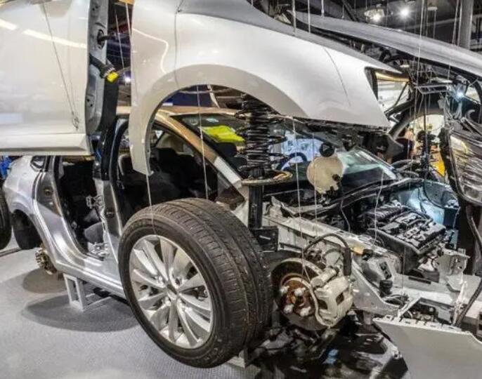 车辆、汽车零部件